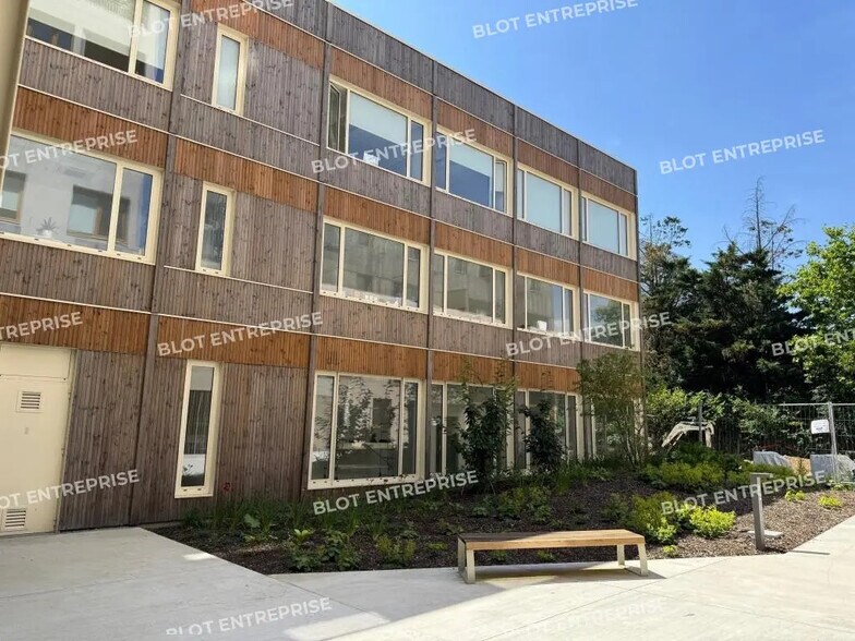 12 Bis Rue Gaëtan Rondeau, Nantes à louer - Photo de l’immeuble – Image 3 sur 14