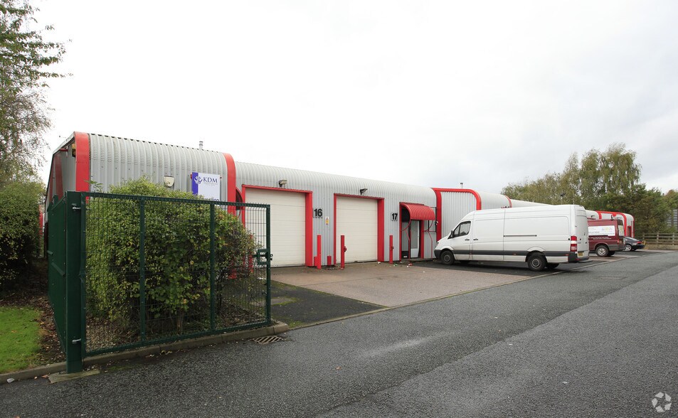 Leacroft Rd, Warrington à louer - Photo de l’immeuble – Image 2 sur 3