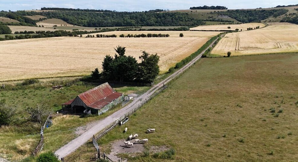 Ebbesbourne Wake St, Salisbury à vendre - Photo de l’immeuble – Image 1 sur 10