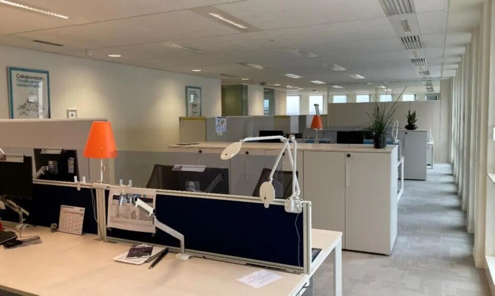 1 Place Costes Et Bellonte, Bois-Colombes à louer - Photo de l’immeuble – Image 2 sur 29