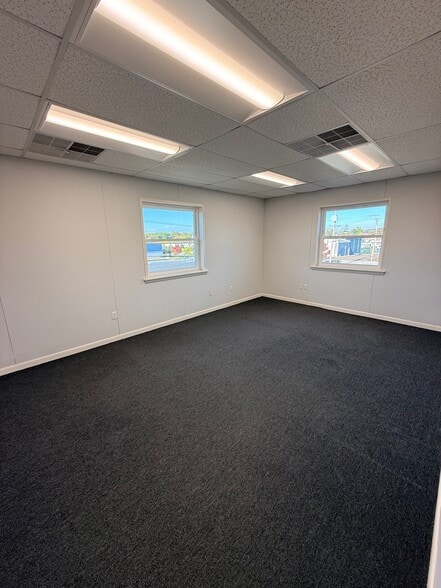 105 Brower Ave, Phoenixville, PA à louer - Photo de l’immeuble – Image 2 sur 5