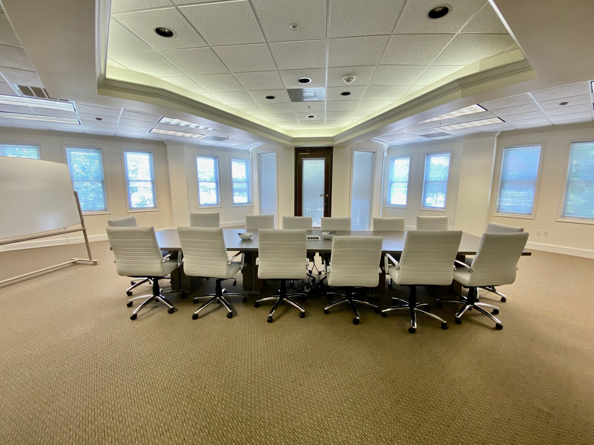 300-900 Parker Sq, Flower Mound, TX à louer Photo intérieure– Image 1 sur 7