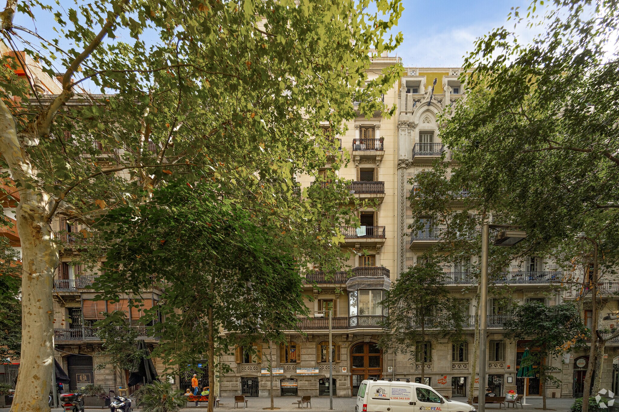 Local commercial dans Barcelone, Barcelona à louer Photo principale– Image 1 sur 3