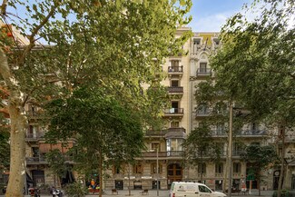 Plus de détails pour Local commercial à louer