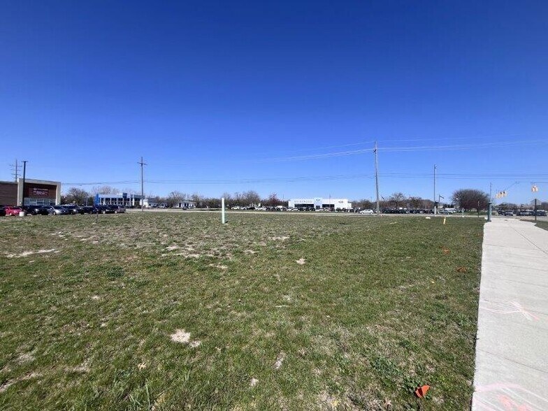 7075 E Michigan Ave, Saline, MI à vendre - Autre – Image 2 sur 3