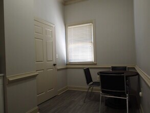 861 Commerce Dr SW, Conyers, GA à louer Photo de l’immeuble– Image 1 sur 18