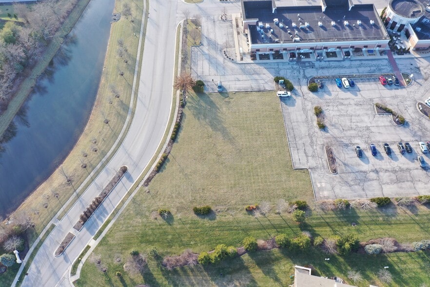 0 Weston Pointe Dr, Carmel, IN à vendre - Photo principale – Image 1 sur 5