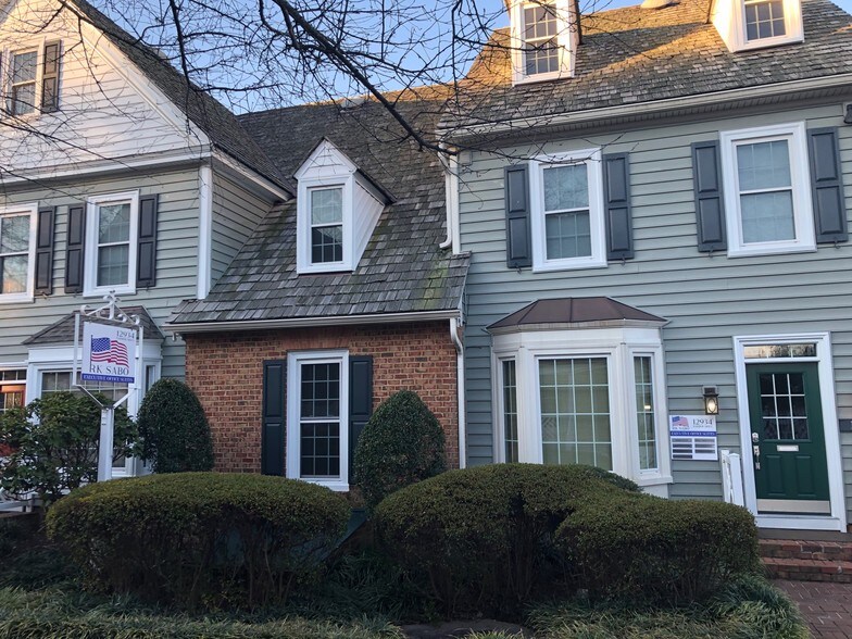 12934 Harbor Dr, Woodbridge, VA à louer - Photo de l’immeuble – Image 3 sur 23