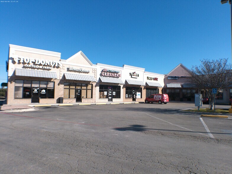 4008 E Stan Schlueter Loop, Killeen, TX à louer - Photo de l’immeuble – Image 2 sur 9
