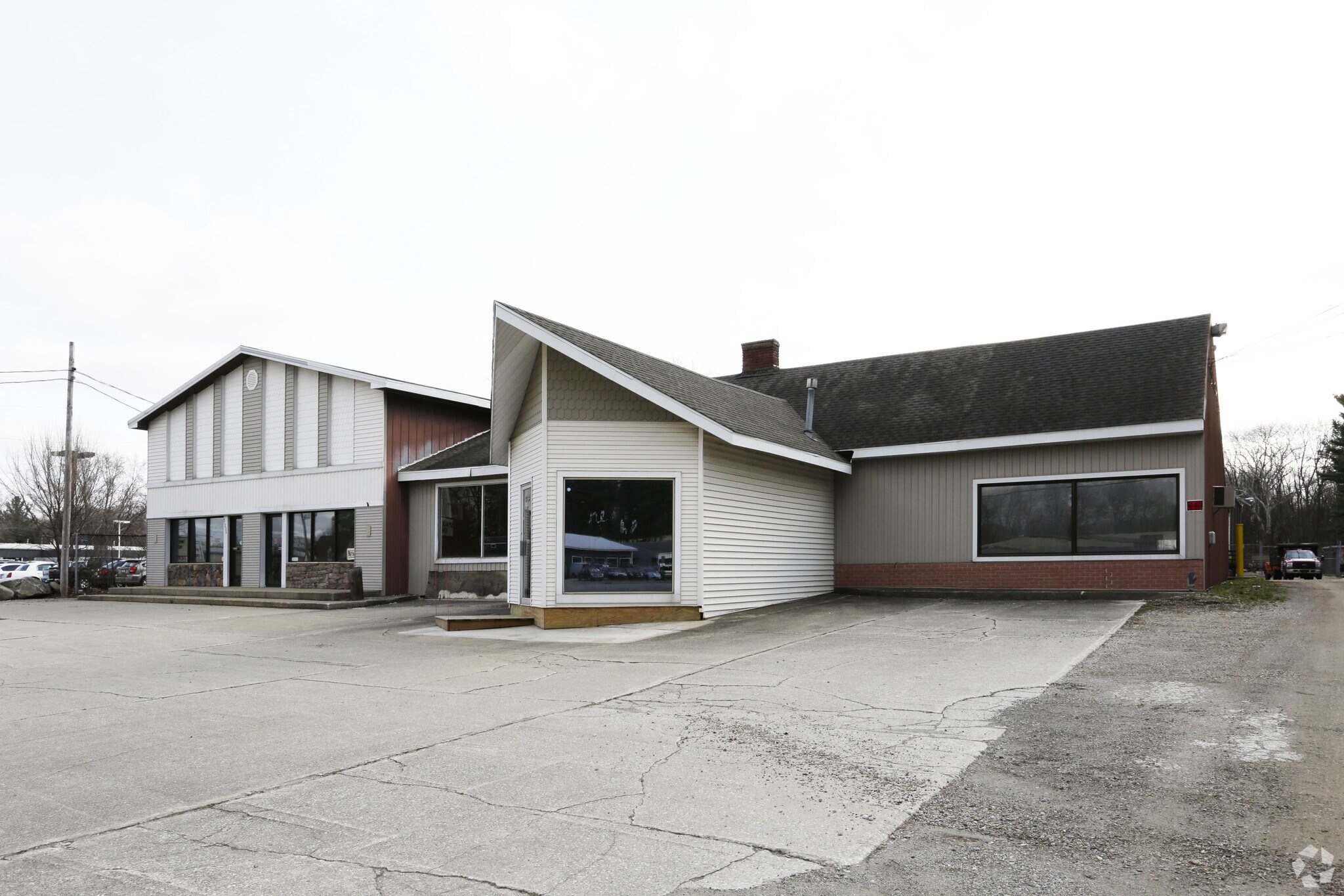 51236 In-933, South Bend, IN à louer Photo principale– Image 1 sur 3