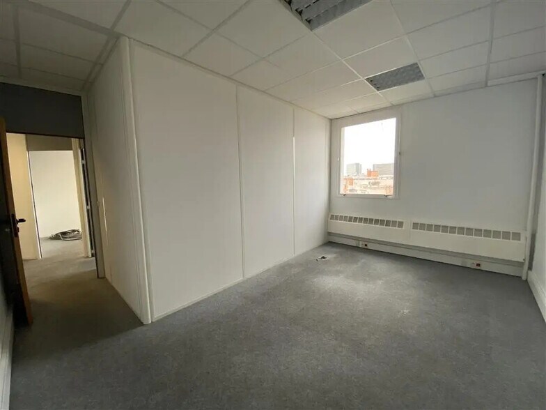Bureau dans Paris à louer - Photo de l’immeuble – Image 3 sur 7
