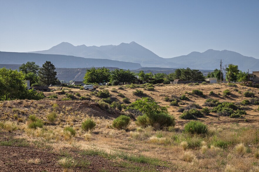 1880 Skyline Dr, Moab, UT à vendre - Photo principale – Image 1 sur 36