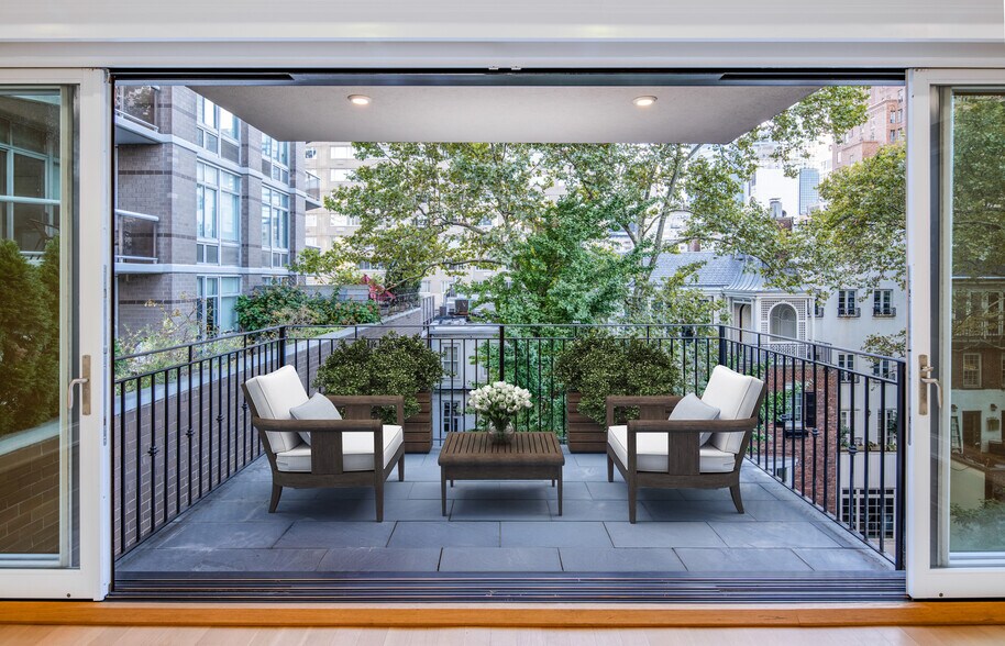 184 E 64th St & 227 E 67th St portefeuille de 2 biens à vendre sur LoopNet.fr - Photo intérieure – Image 3 sur 12