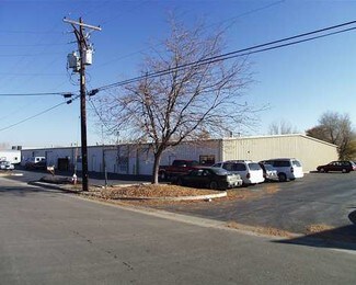 Plus de détails pour 820-826 S Lincoln St, Longmont, CO - Industriel/Logistique à louer
