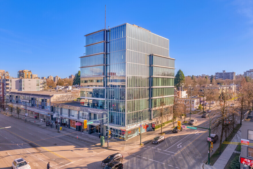 1788 W Broadway, Vancouver, BC à louer - Photo principale – Image 1 sur 8