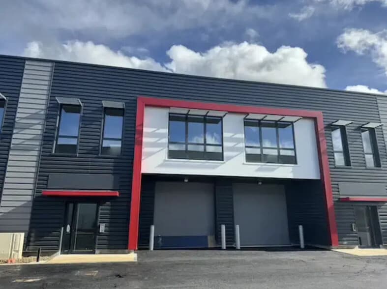 13 Avenue Joseph Froelicher, Ferrières-en-Brie à louer - Photo de l’immeuble – Image 3 sur 9