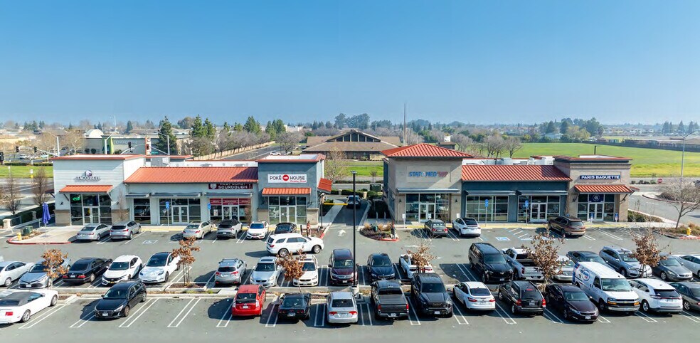 5941 Lone Tree Way, Brentwood, CA à vendre - Photo de l’immeuble – Image 2 sur 3