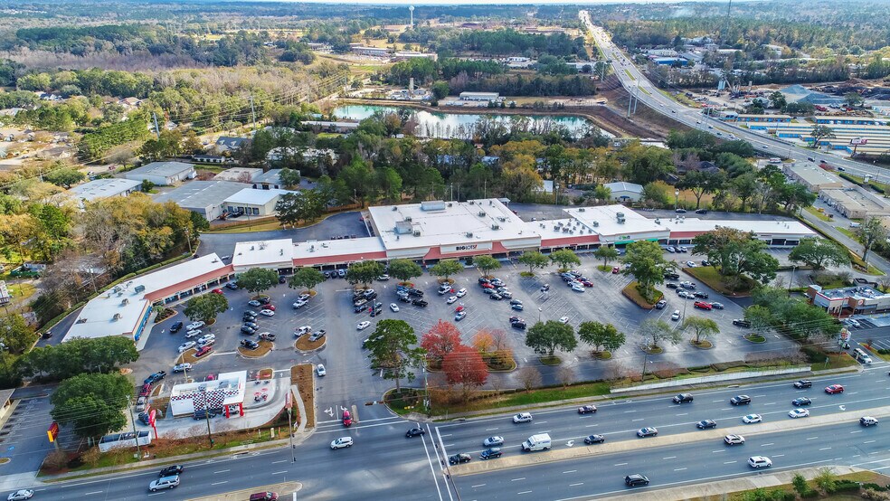 3111 Mahan Dr, Tallahassee, FL à louer - Photo de l’immeuble – Image 1 sur 11