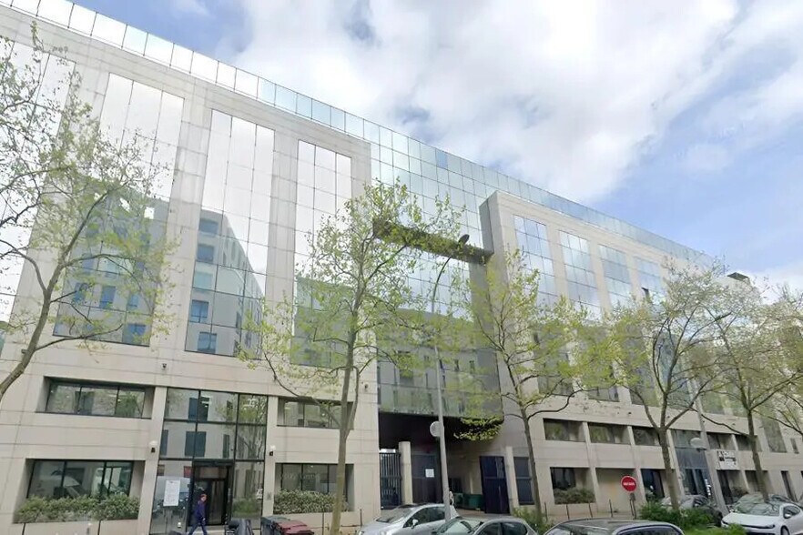 Bureau dans Boulogne-Billancourt à vendre - Photo de l’immeuble – Image 1 sur 11