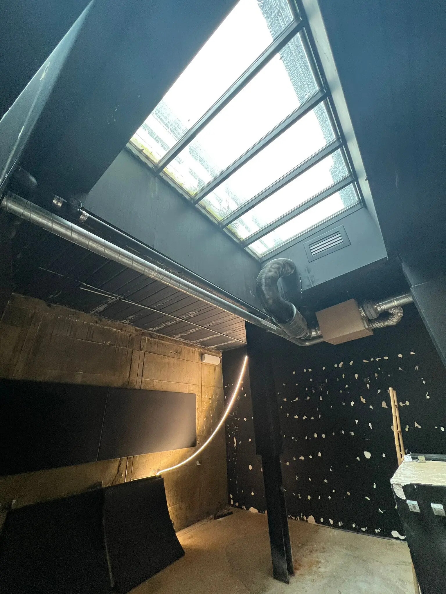 Local commercial dans Paris à vendre Photo de l’immeuble– Image 1 sur 6