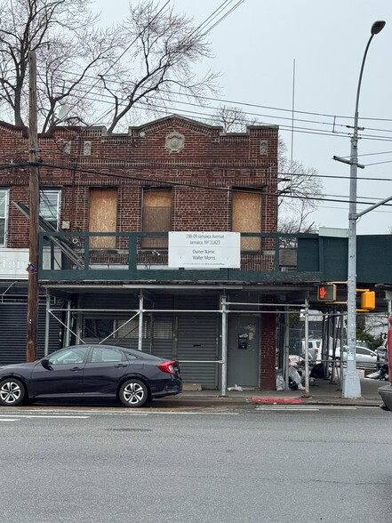 198-09 Jamaica Ave, Hollis, NY à vendre - Photo principale – Image 1 sur 3