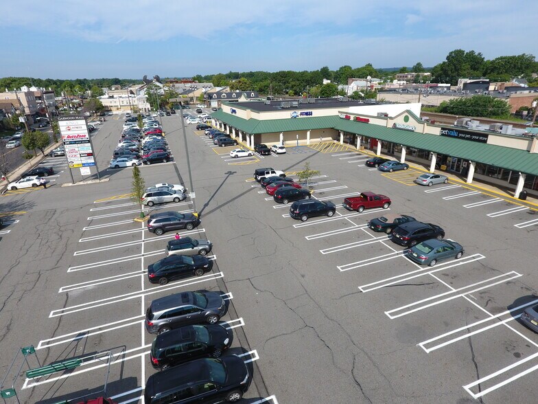 300 South Ave, Garwood, NJ à louer - Photo de l’immeuble – Image 2 sur 9