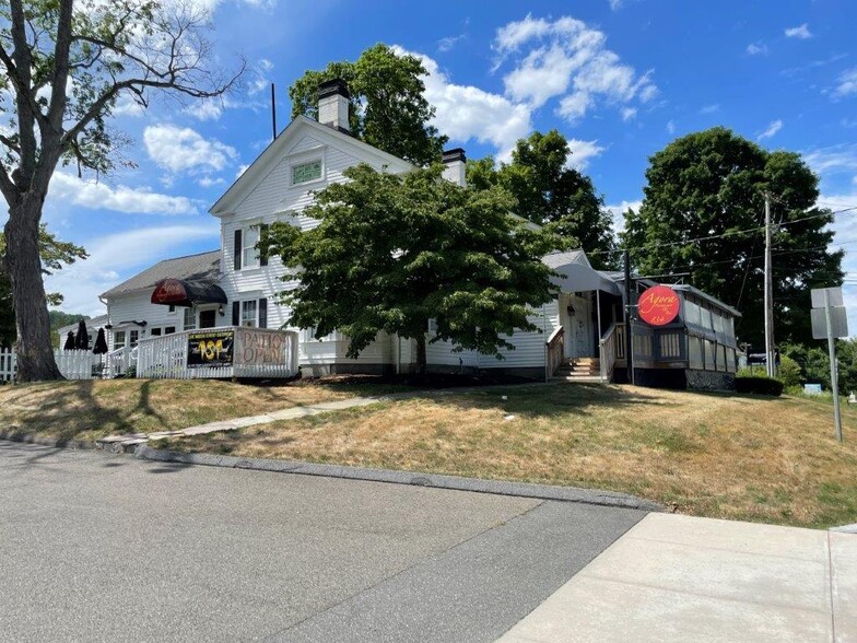 834 Federal Rd, Brookfield, CT à louer - Photo principale – Image 1 sur 20