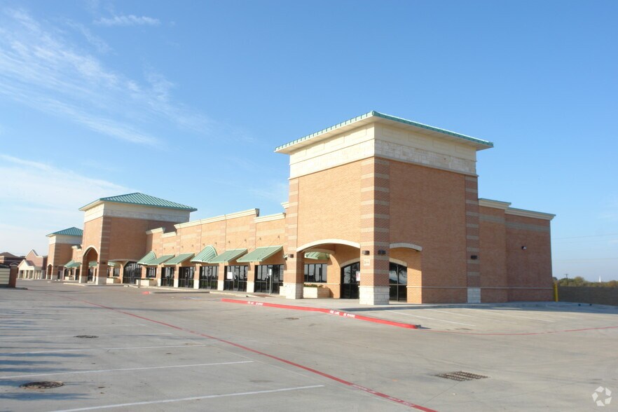 5145 Lake Ridge Pky, Grand Prairie, TX à louer - Photo de l’immeuble – Image 2 sur 3