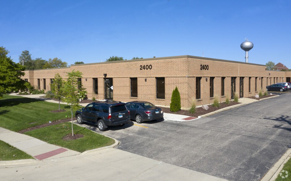 2400 Hassell Rd, Hoffman Estates, IL à vendre - Photo de l’immeuble – Image 2 sur 10