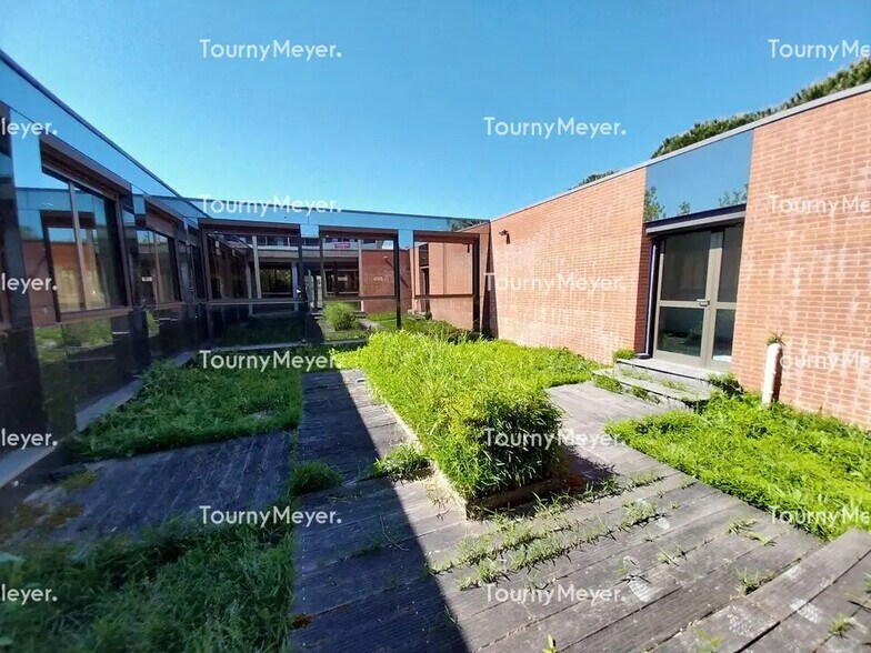 Bureau dans Labège à louer - Photo de l’immeuble – Image 1 sur 7