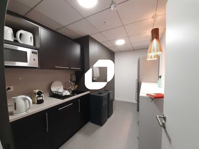 Bureau dans Meudon à louer - Photo de l’immeuble – Image 2 sur 9