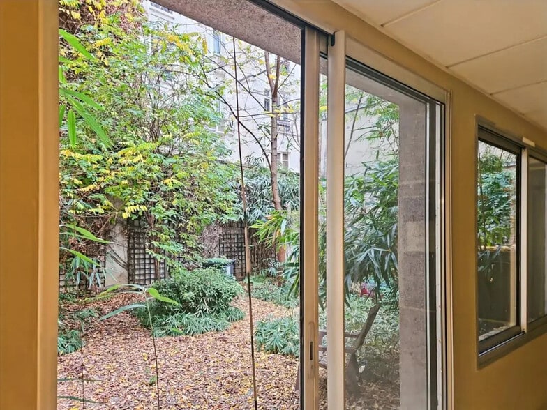 Rue De Vaugirard, Paris à louer - Photo intérieure – Image 3 sur 8