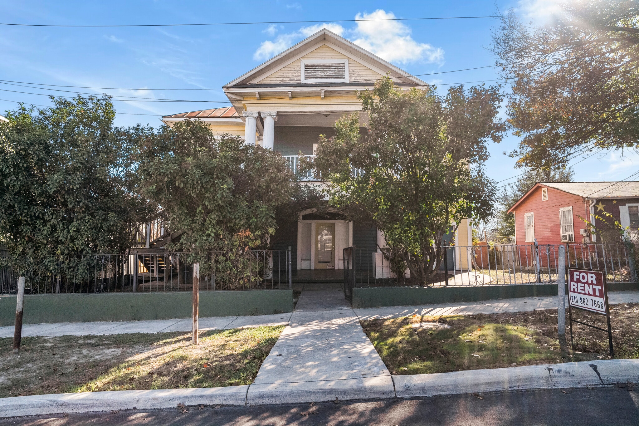 1110 W Ashby Pl, San Antonio, TX à vendre Photo principale– Image 1 sur 32