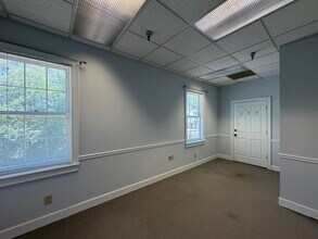 11099 Houze Rd, Roswell, GA à louer Photo intérieure– Image 1 sur 4