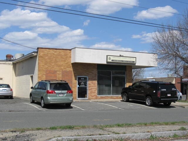 340 Walnut St, Agawam, MA à louer Photo principale– Image 1 sur 6