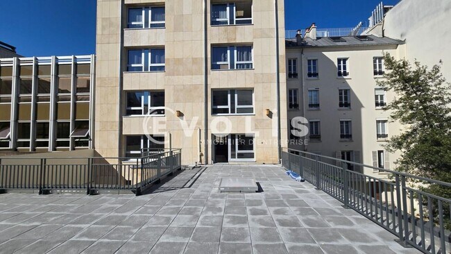 Plus de détails pour 18 Rue Trézel, Levallois-Perret - Bureau à louer