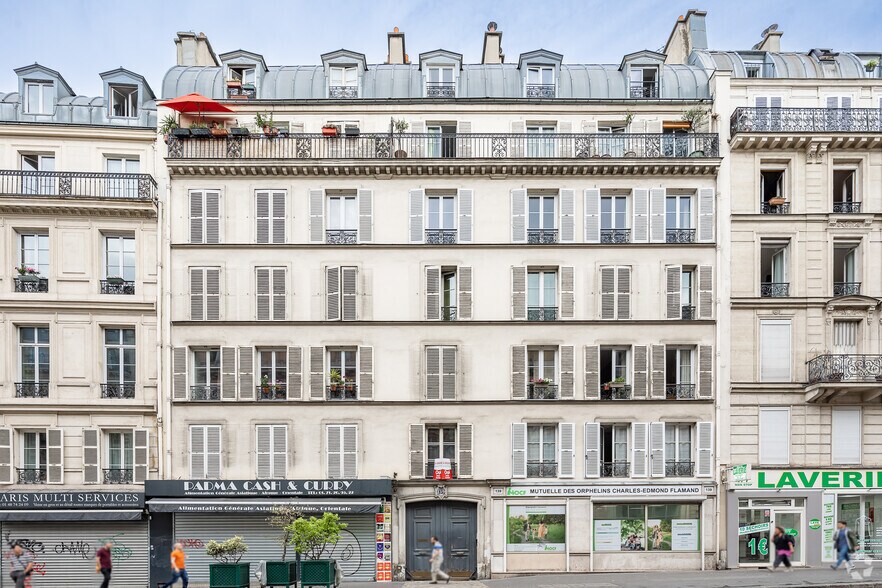 139 Rue Du Faubourg Saint-Denis, Paris à louer - Photo principale – Image 1 sur 2
