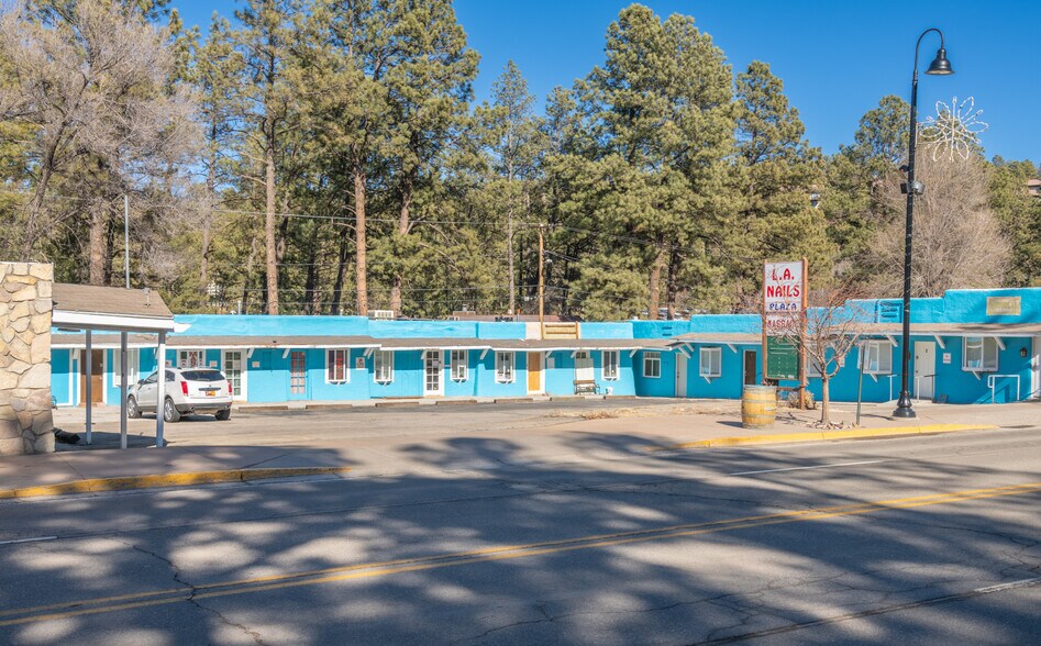 2306 Sudderth Dr, Ruidoso, NM à vendre - Photo de l’immeuble – Image 2 sur 40