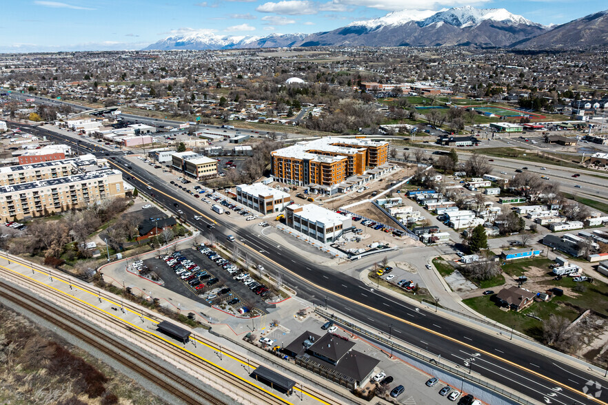 156 Main (South Building) St, Layton, UT à louer - Aérien – Image 2 sur 2