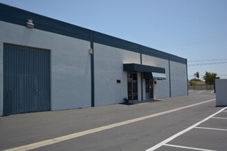 6342-6348 Industry Way, Westminster, CA à louer Photo intérieure– Image 2 sur 10