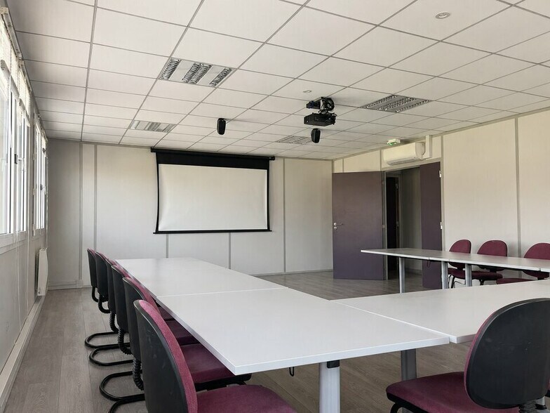 Bureau dans Chenôve à vendre - Photo intérieure – Image 3 sur 14