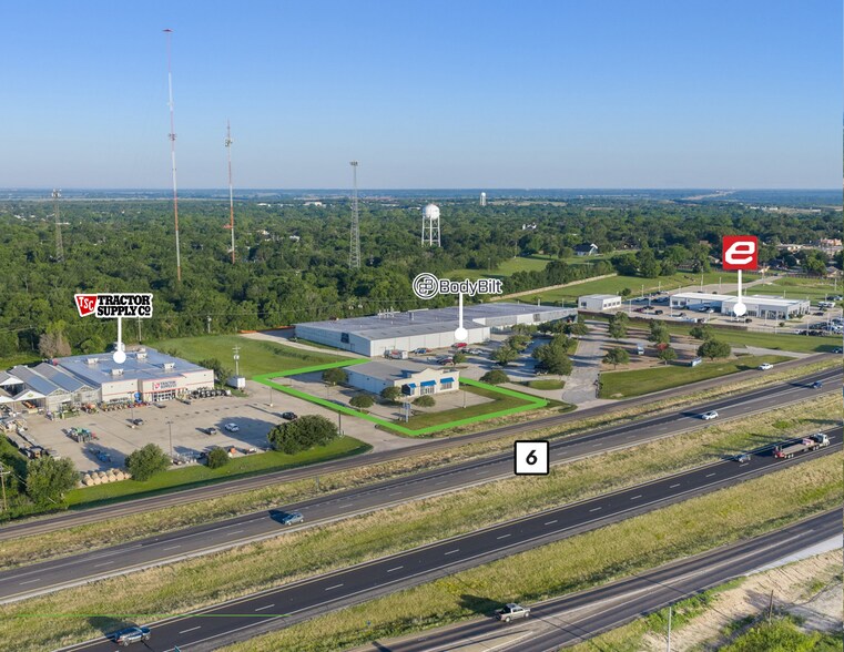 9310 N Highway 6 Loop, Navasota, TX à vendre - Photo de l’immeuble – Image 2 sur 22