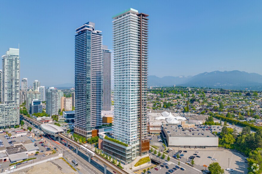 4676 Brentwood Blvd, Burnaby, BC à louer - Photo de l’immeuble – Image 1 sur 7