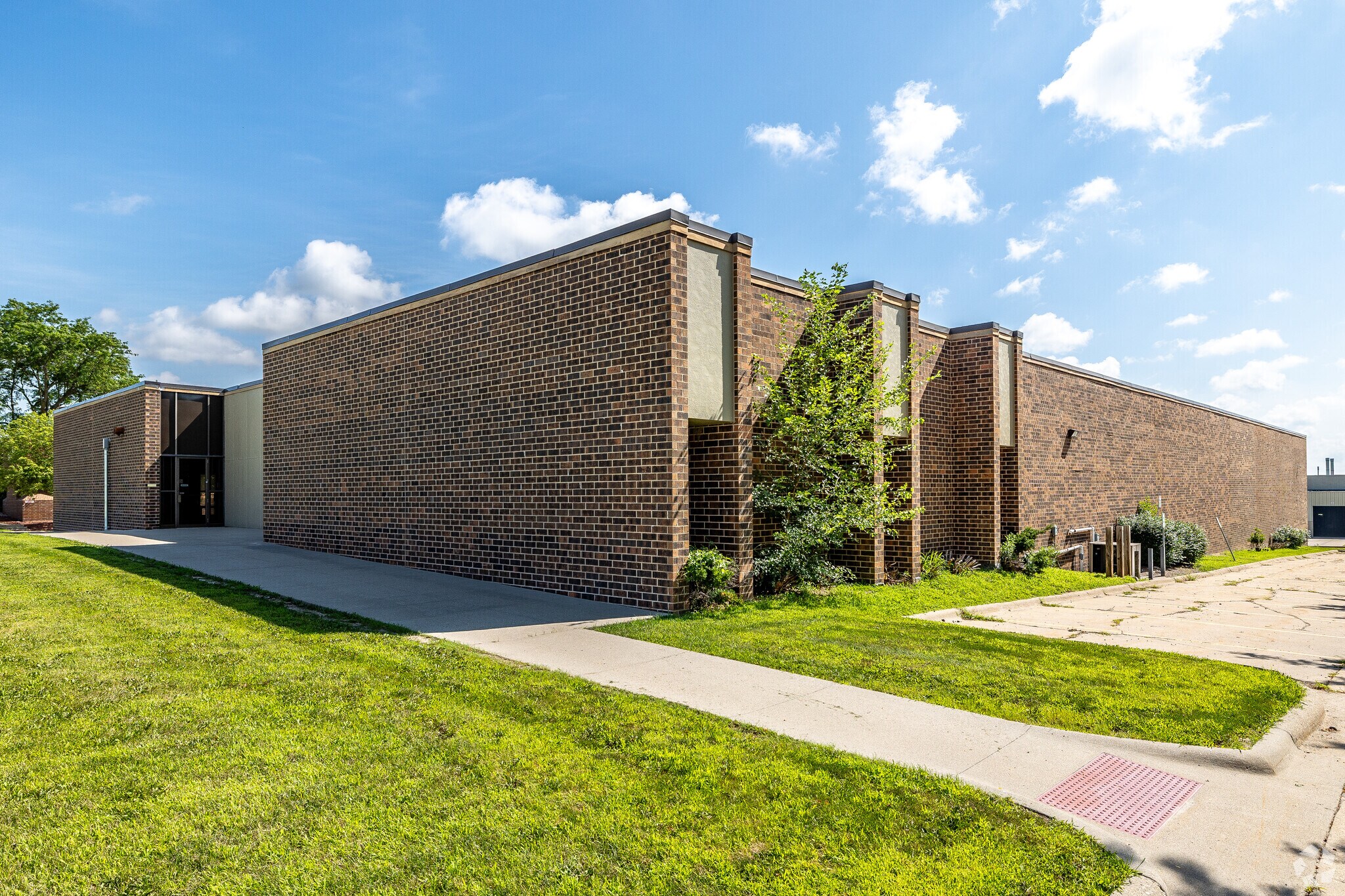 3127 SW 61st St, Des Moines, IA à louer Photo principale– Image 1 sur 5