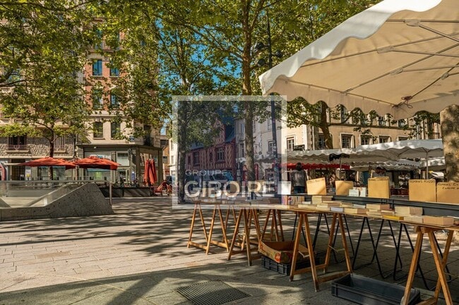 Plus de détails pour Local commercial à louer