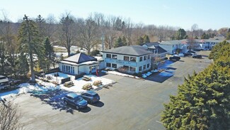 Plus de détails pour 310 Blue Star Memorial Hwy, Douglas, MI - Local commercial à vendre
