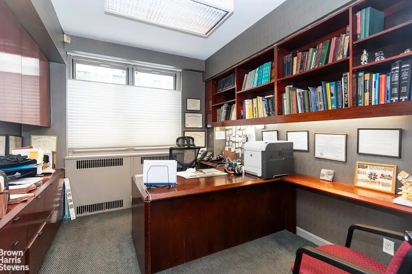 1150 Park Ave, New York, NY 10128 - Lot ERG1 - - Photo intérieure - Image 1 of 7