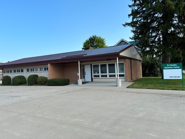 936 Church Ave, Saint Charles, MN à vendre - Photo de l’immeuble – Image 1 sur 21