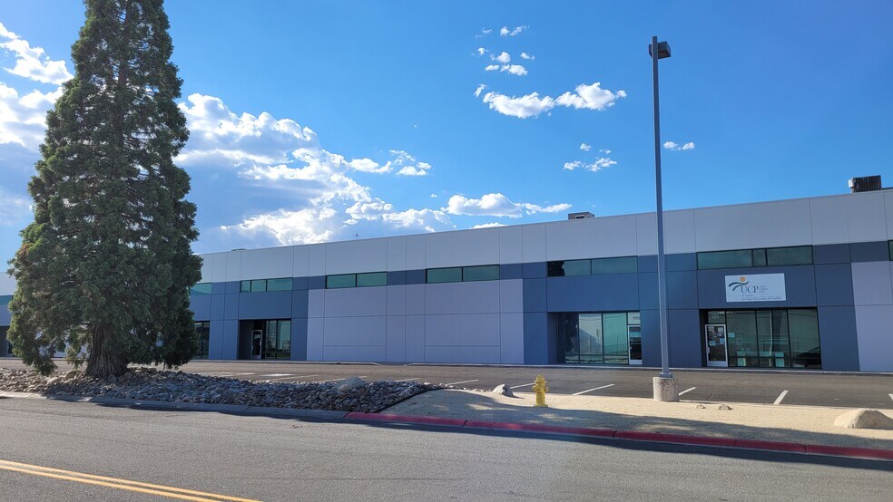 605 Glendale Ave, Sparks, NV à louer - Photo de l’immeuble – Image 2 sur 6