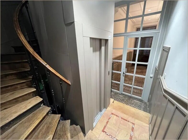 21 Rue D'Alsace Lorraine, Toulouse à louer - Hall d’entrée – Image 3 sur 10